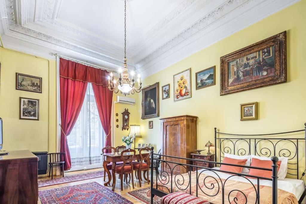 Jozsef-Corvin Central Budapeşte Dış mekan fotoğraf
