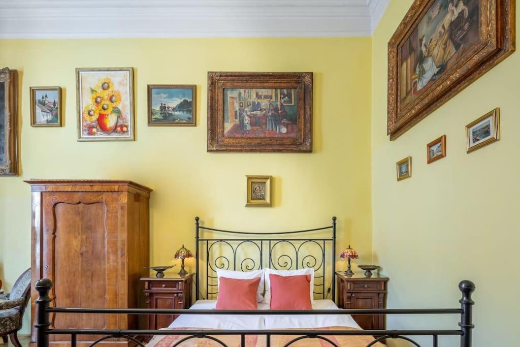 Jozsef-Corvin Central Budapeşte Dış mekan fotoğraf